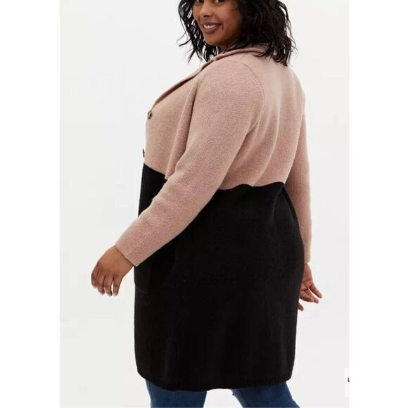 Torrid Beige & Black Colorblock Button Front Sweater Coat Plus Size 1 - Picture 7 of 9